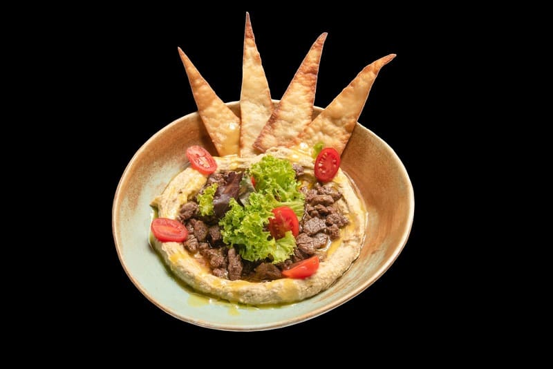 HUMMUS WITH VEAL 150g